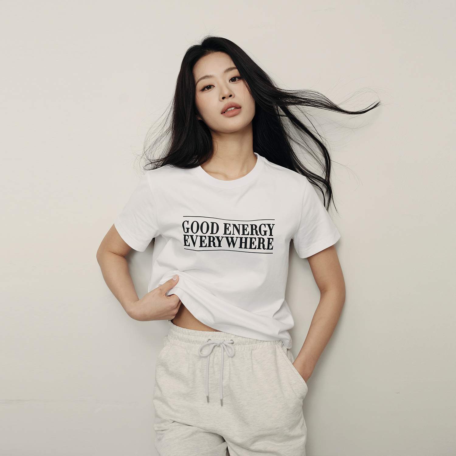 Women's Loose Fit Graphic Print Tee | Korea Collection - White - Giordano